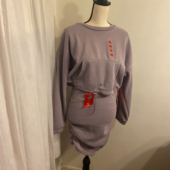 2 piece lounge set - Picture 2 of 5